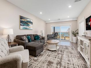 539 Bay St #203E, Traverse City, MI 49684