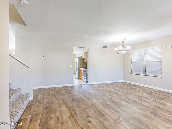 5th image of 517 W PALO VERDE Street