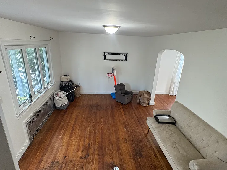 914 Miltonia St — Photo 10
