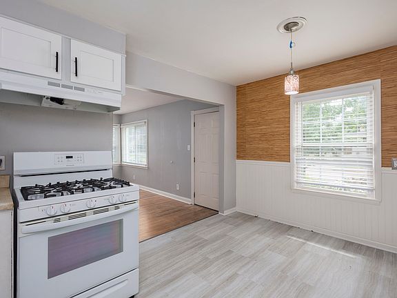 4th image of 1719 Guthrie Ave