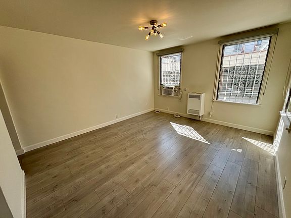 2nd image of 169 N La Peer Dr #6