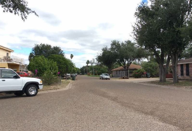 2nd image of 600 Date Palm St