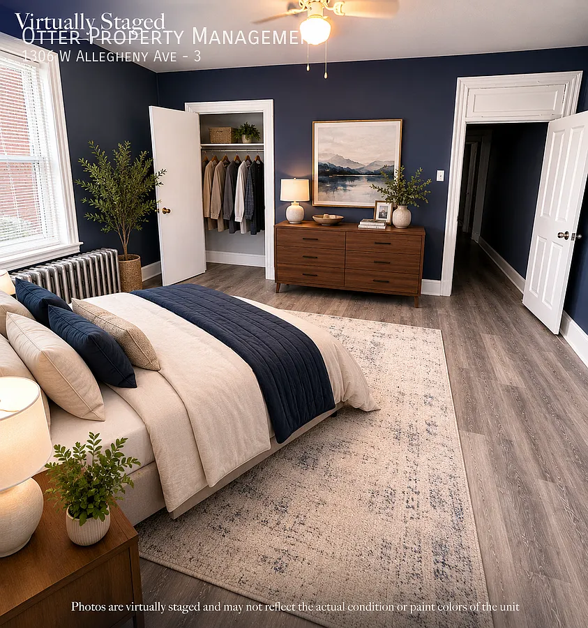 2BR/1BA Spacious Third Floor Unit in Beautifully Maintained Building — Photo 1