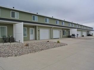 1459 34th Ave SE, Minot, ND 58701