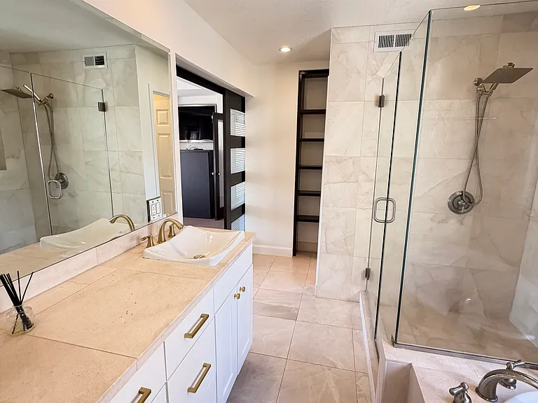 5701 Malaga Pl — Photo 28