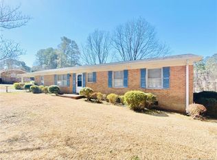 1217 Caviness Dr, Sanford, NC 27330