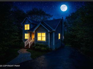 184 Upper Deer Valley Rd, Tannersville, PA 18372