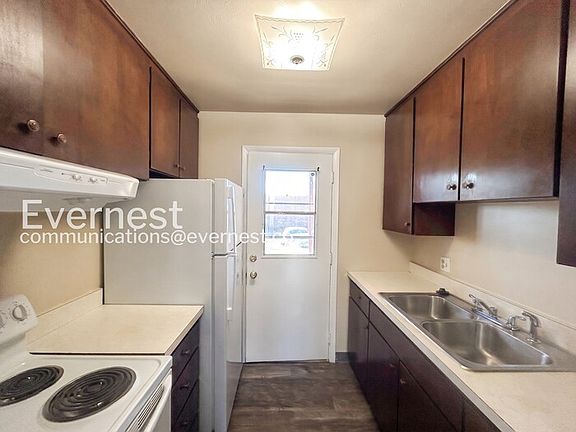 4th image of 4311 N Chestnut St APT 2