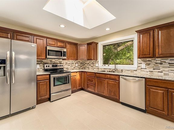 5th image of 3389 W Aqueduct Ave