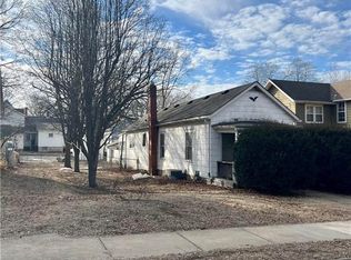 611 Kiowa St, Leavenworth, KS 66048