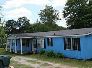 133 McKinnon St, Claxton, GA 30417