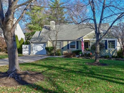 5537 Fairway Rd, Fairway, KS, 66205