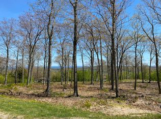 15 Pinnacle Ln, Rockport, ME 04856