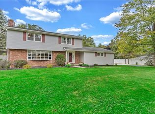 9190 Greiner Rd, Clarence, NY 14031