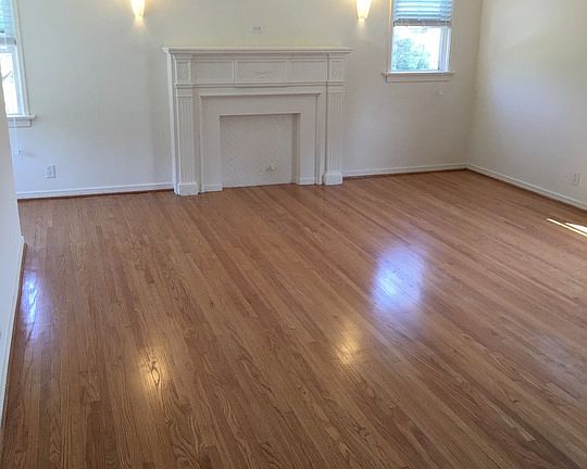 3rd image of 4149 Edgehill Dr