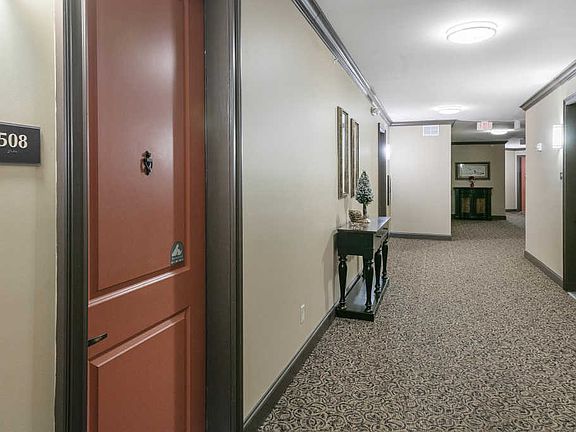 3rd image of 445 W Blount Ave #508