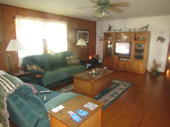 2nd image of 251 Northpoint Dr