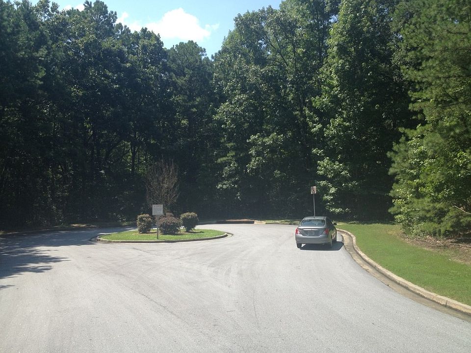 1st image of 2381 Gleneagle Trce NW