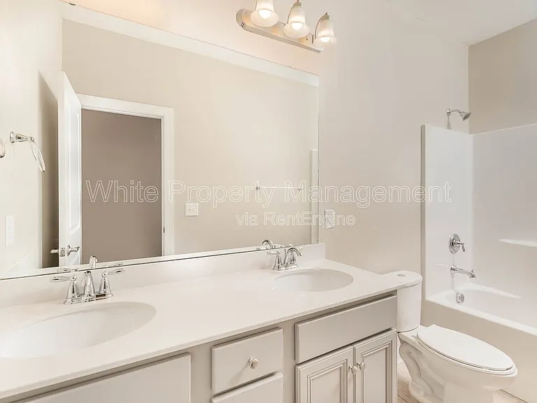 8528 Pennegrove Cir — Photo 13