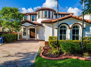 15171 SW 13th Ter, Miami, FL 33194