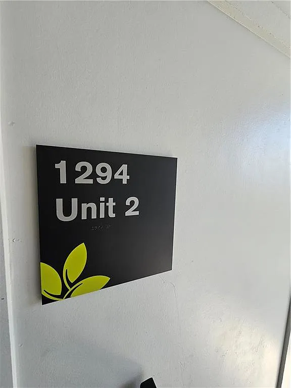 2 bed, 2.0 bath, 950 sqft, $2,500 — Photo 3