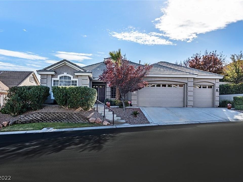 1st image of 10809 Oak Shadow Ave