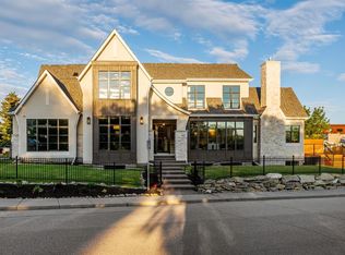 2920 SW Toronto Cres NW, Calgary, AB T2N 3W2