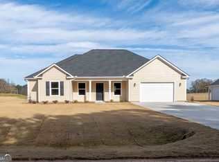 164 Mathews Rd, Milner, GA 30257