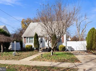 34 Brockton Rd, Hamilton, NJ 08619