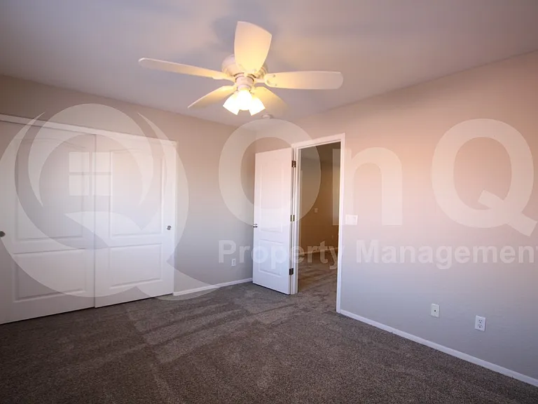 27807 N 59th Dr — Photo 16