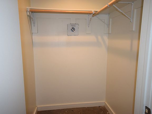5th image of 1300 E 6th St #203