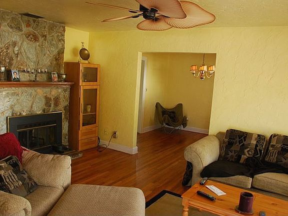 4th image of 3110 W Bay Villa Ave