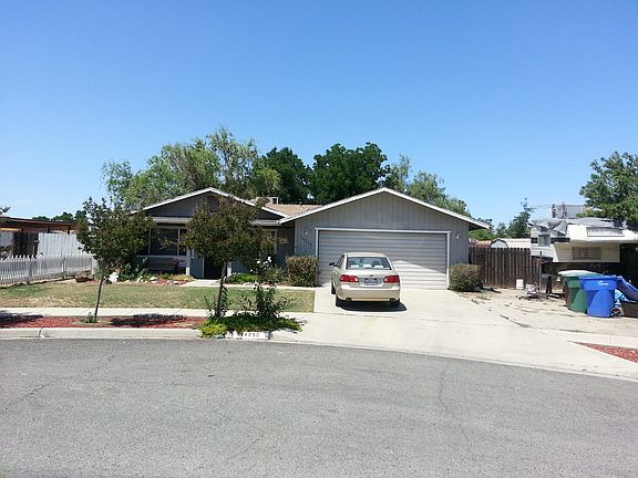 2nd image of 14290 Rosemary Cir