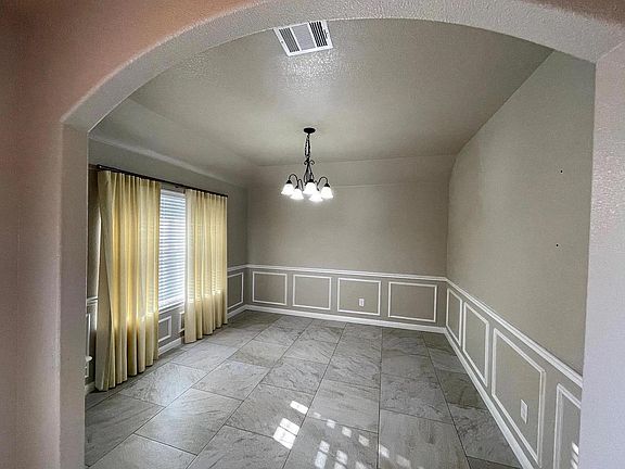 5th image of 8069 Mozart St