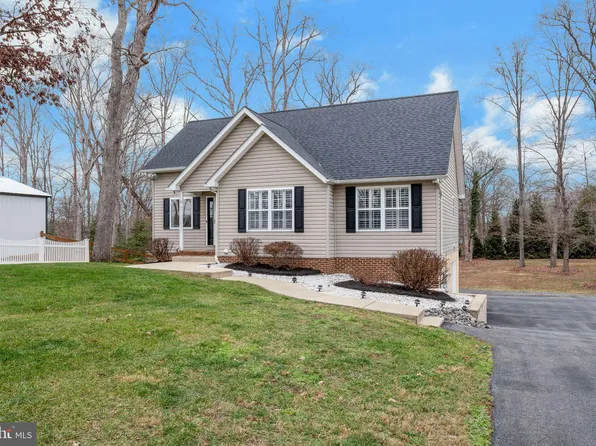 45360 Woodlawn Dr, California, MD 20619