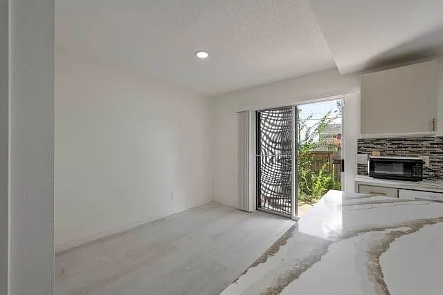 2910 Grants Lake Blvd — Photo 9