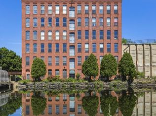 101 Cabot St APT 402, Holyoke, MA 01040