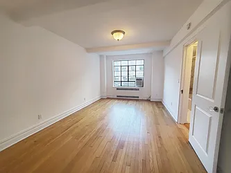 5 West 86th Street #5D in Upper West Side, Manhattan | StreetEasy