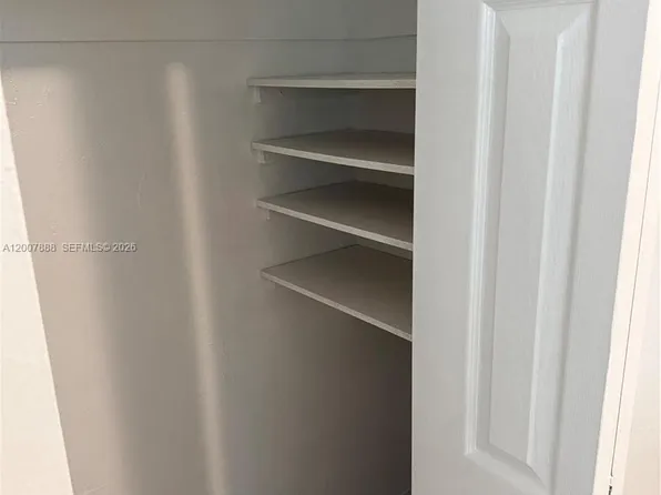 645 NE 35th St #1, Fort Lauderdale, FL 33334