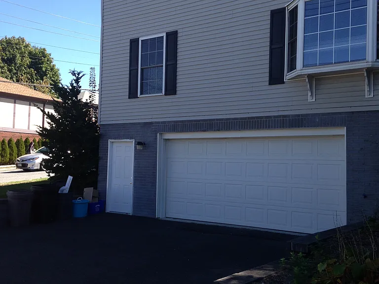 25 Madison St — Photo 2