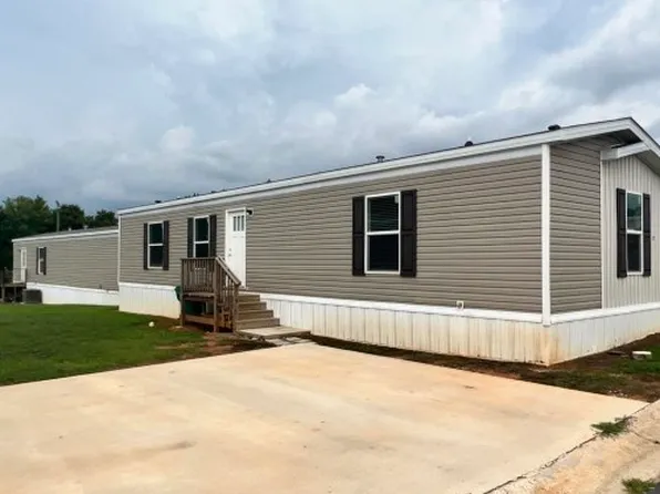 82 Teasley Ln, Lavonia, GA 30553