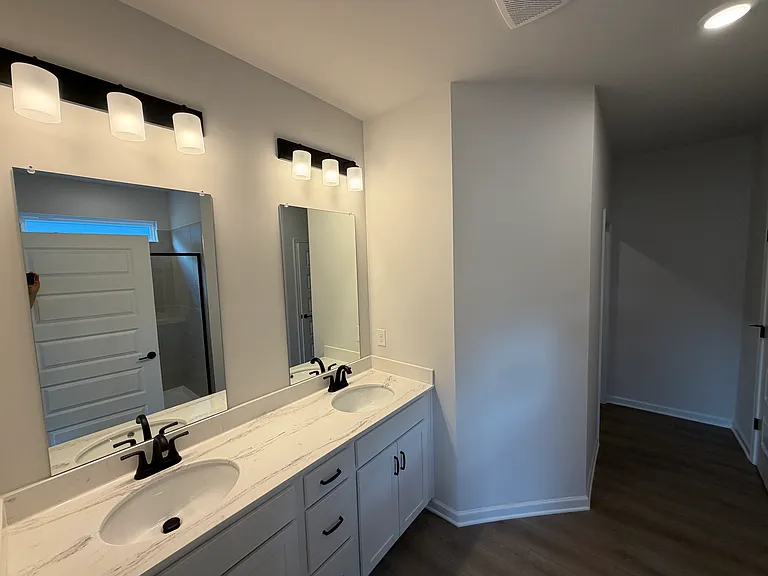 4923 Hazelnut Ln — Photo 90