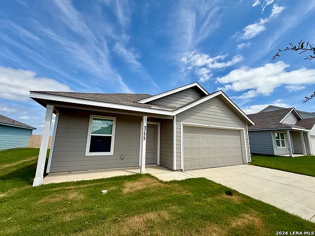 Building Photo - 3179 Dispatch Dr