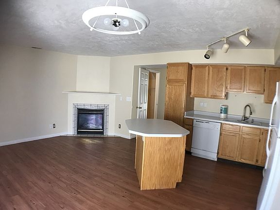 4th image of 6937 Florentine Way