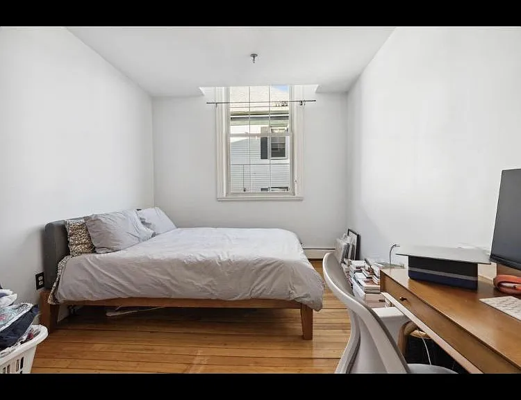 55 Pitt St #4 — Photo 19