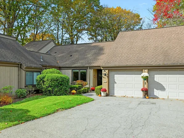 370 Heritage Hills Hills #B, Somers, NY 10589