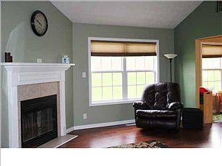 3rd image of 4322 Maryjoetta Dr