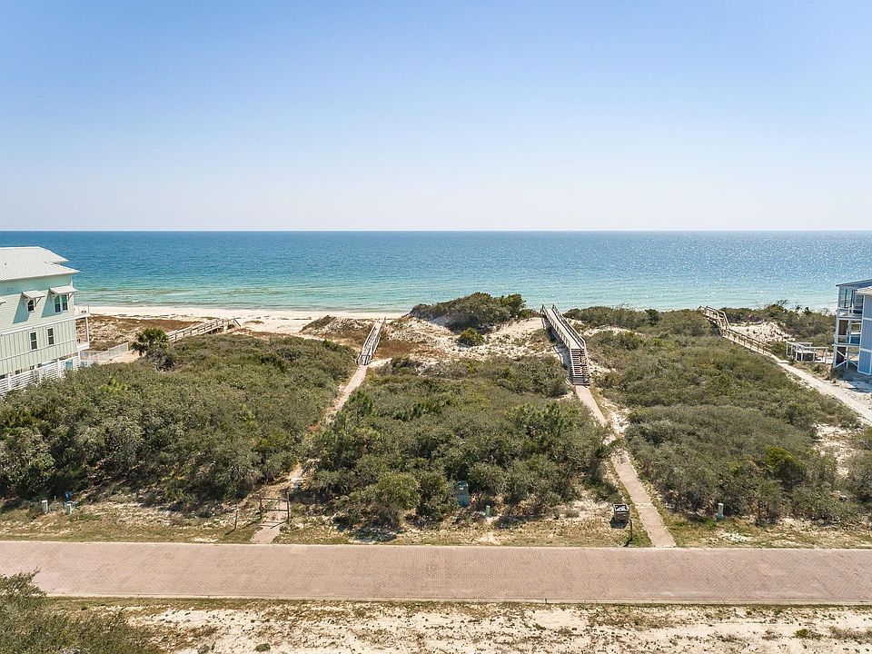 1st image of 1526 Gulf View Way