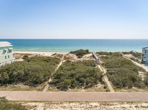 1526 Gulf View Way, Saint George Island, FL 32328