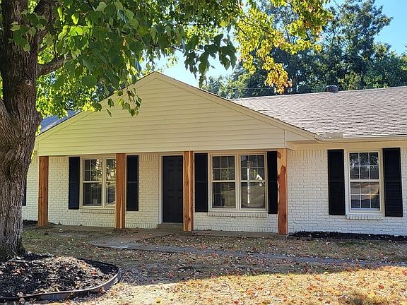 2nd image of 1815 W College Blvd